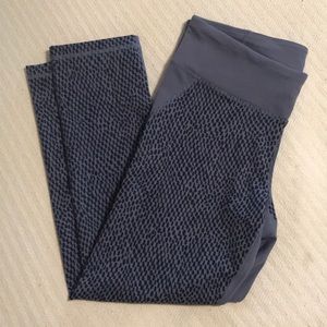 Under Armour Crop Leggings